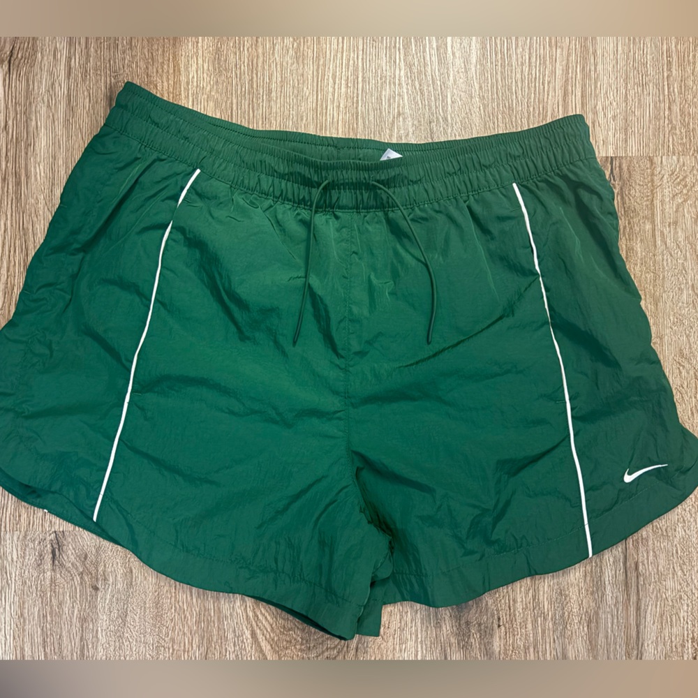 Nike dark green athletic shorts